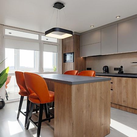 Milavibe Apartments With One Bedroom Lwów Zewnętrze zdjęcie